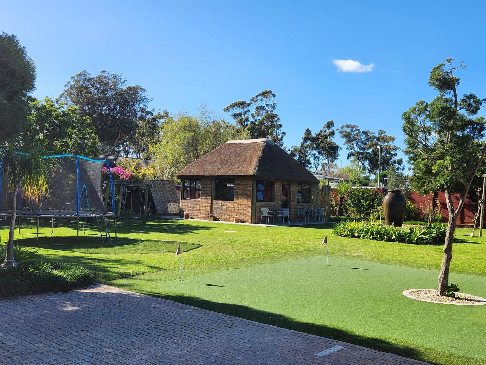 Dilisca Guesthouse 杜班维尔 外观 照片